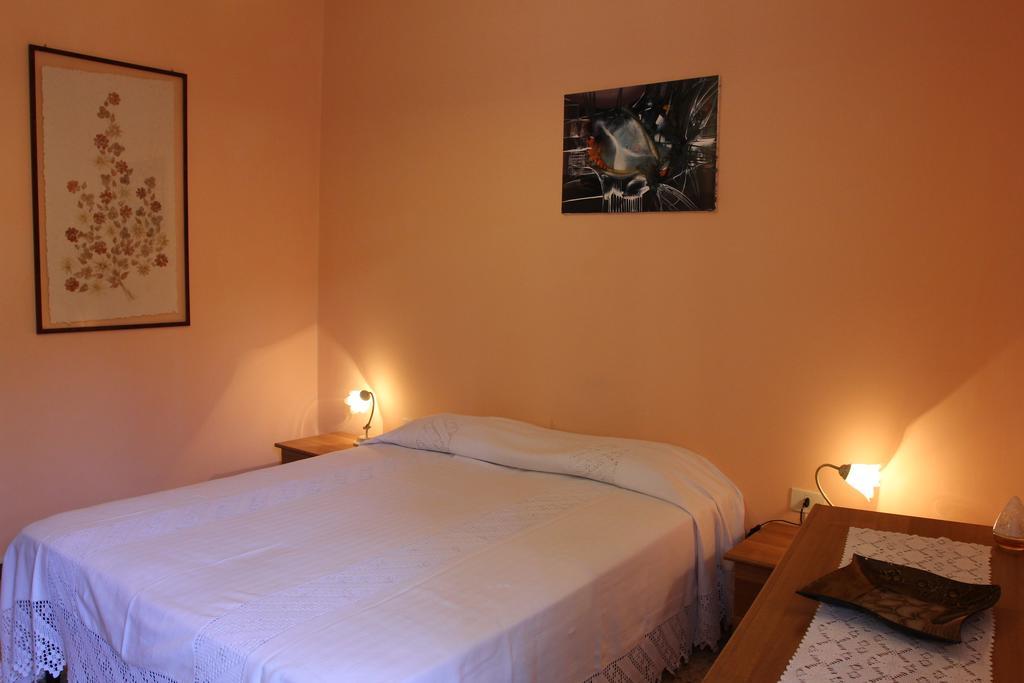 La Fontana Apartment สโปเลโต ภายนอก รูปภาพ